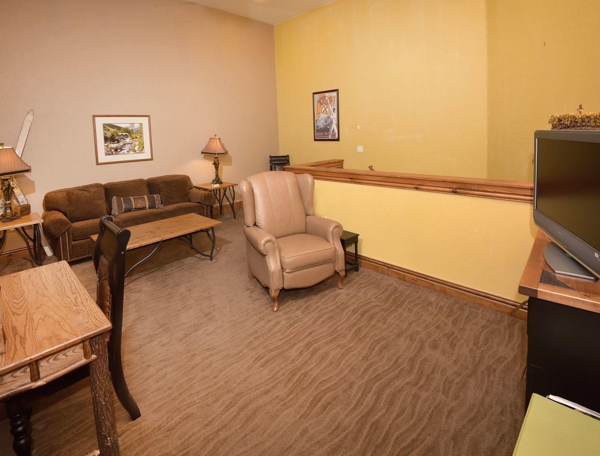 Lodge At Brookside Avon Village Ngoại thất bức ảnh
